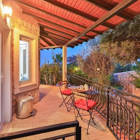 Asterion, Peninsula Villa *
